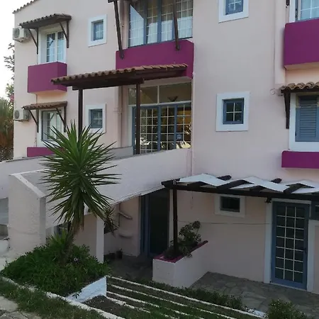 Koralli Hotel 3*