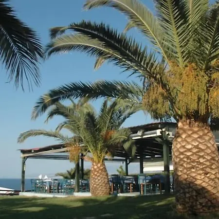 Koralli Otel Niforeika