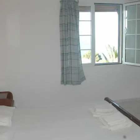 Hotel Koralli Niforeika