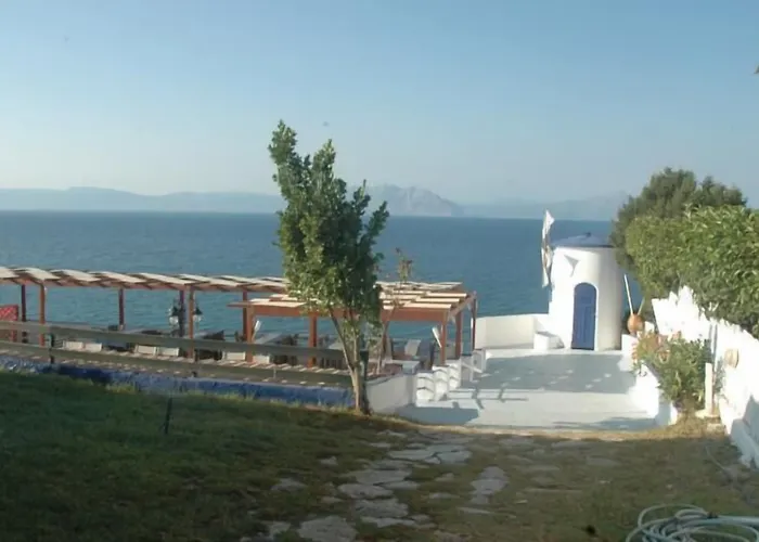 Otel Koralli Niforeika