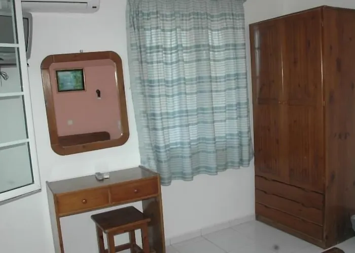 Otel Koralli 3*