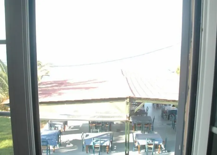 Koralli Otel Niforeika